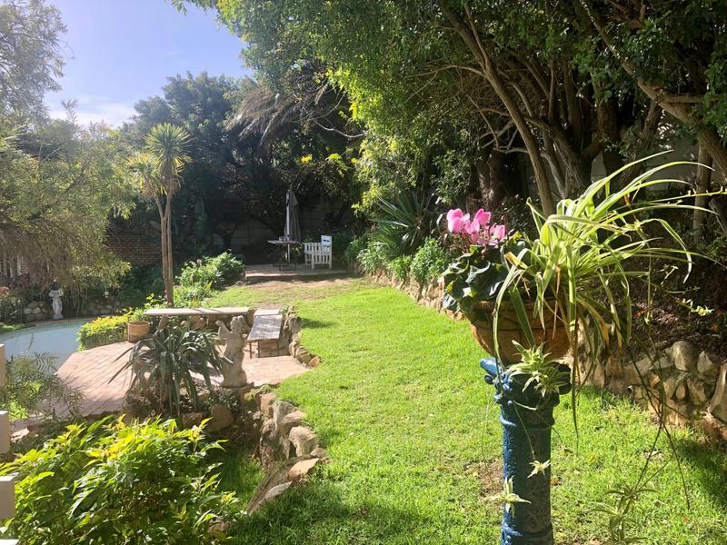To Let 2 Bedroom Property for Rent in Llandudno Western Cape